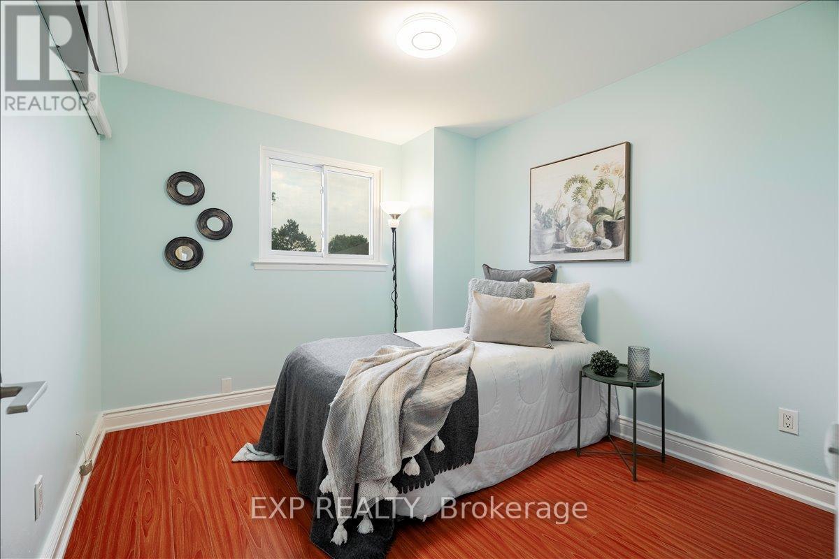 25 HARPER WAY - 33
