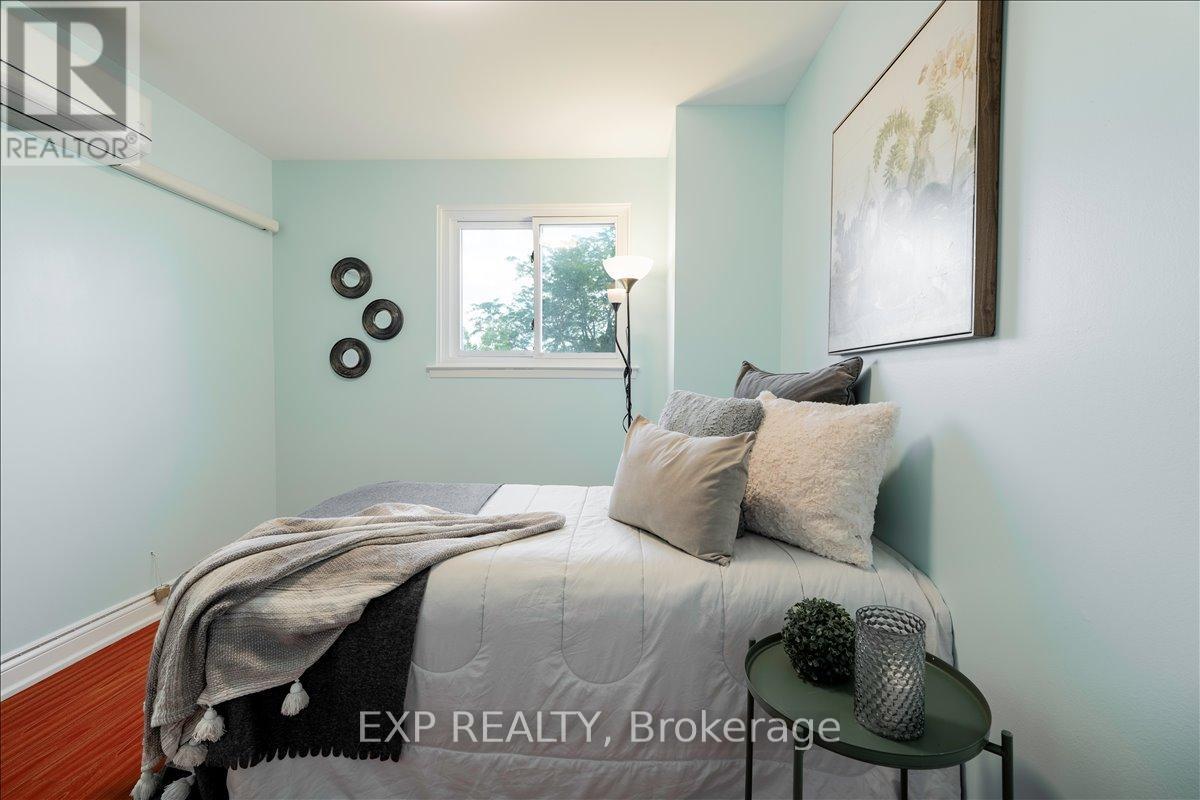 25 HARPER WAY - 34
