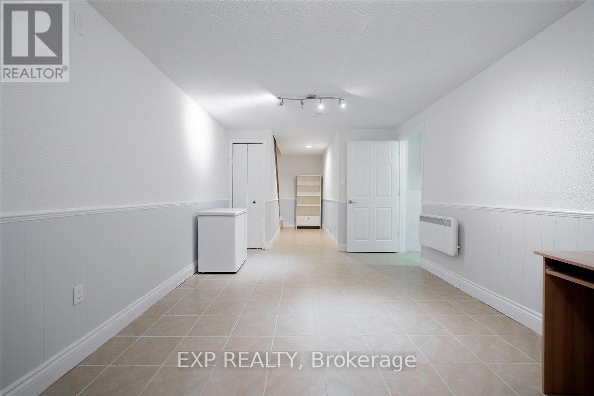 25 HARPER WAY - 40