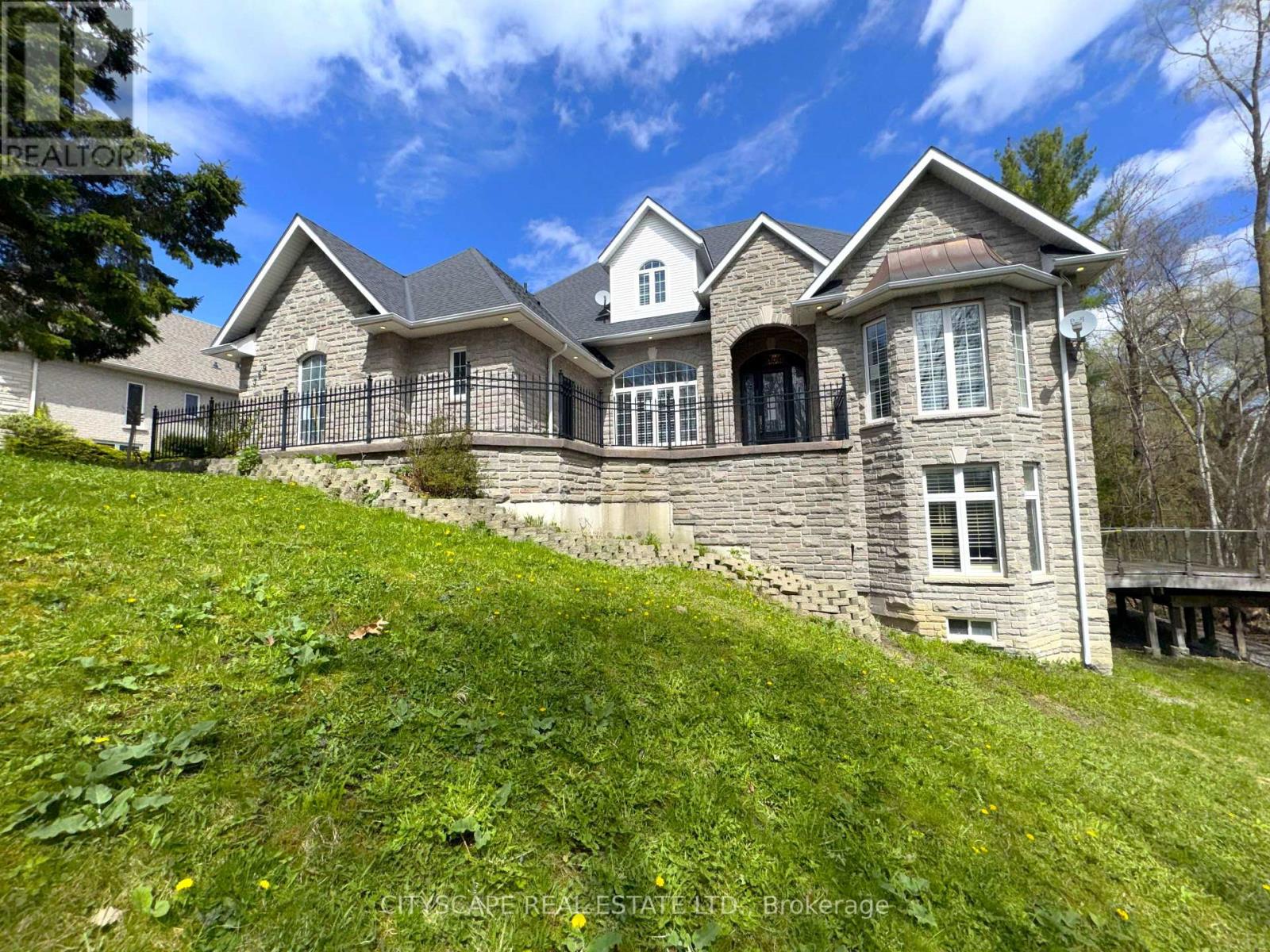 369 COVENTRY HILL TRAIL - 1
