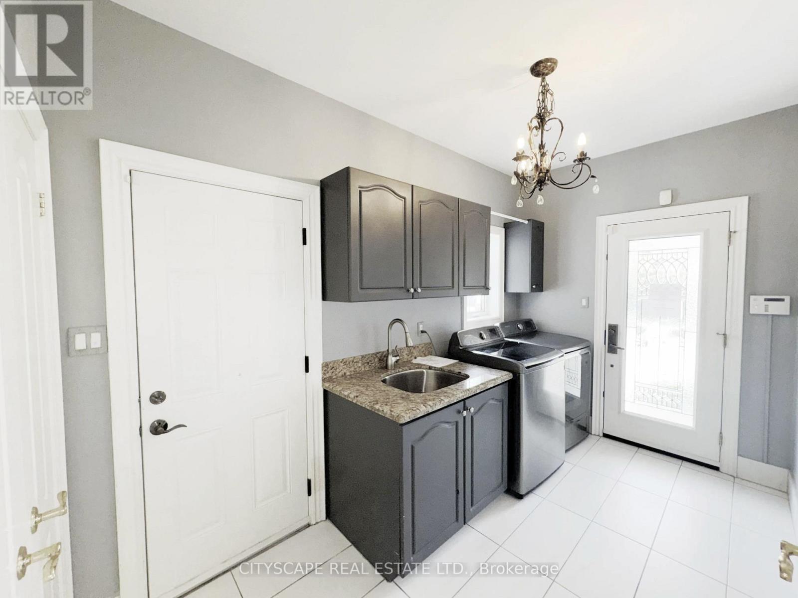 369 COVENTRY HILL TRAIL - 30