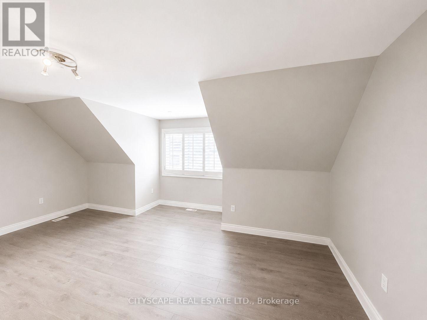 369 COVENTRY HILL TRAIL - 34