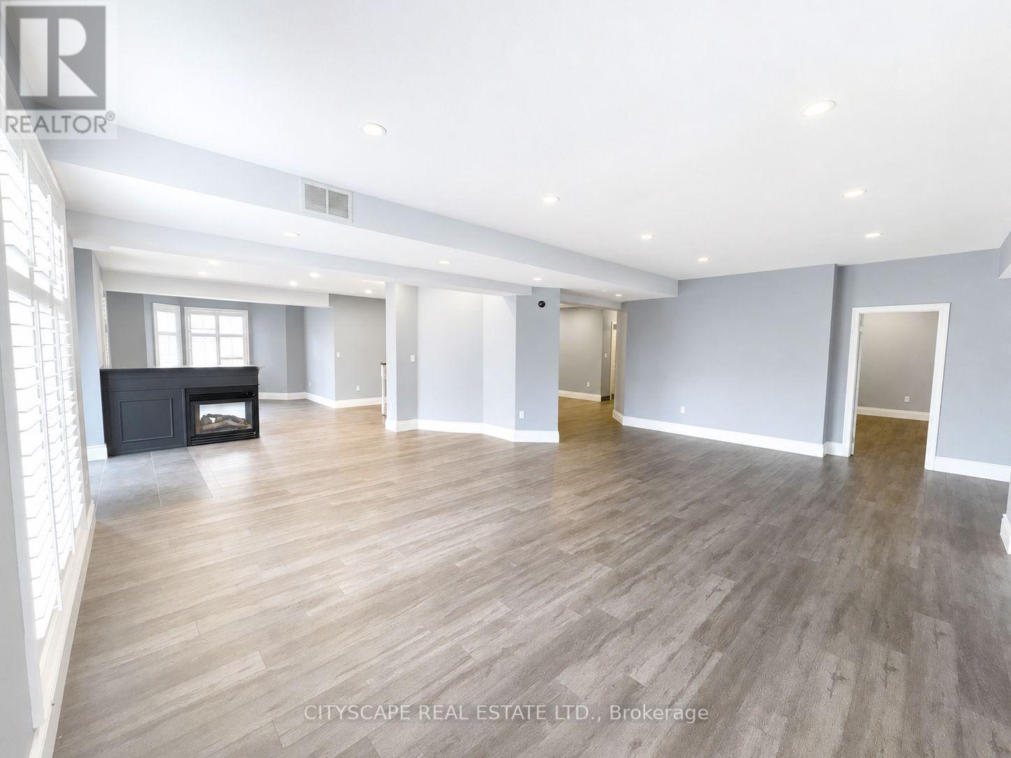 369 COVENTRY HILL TRAIL - 43