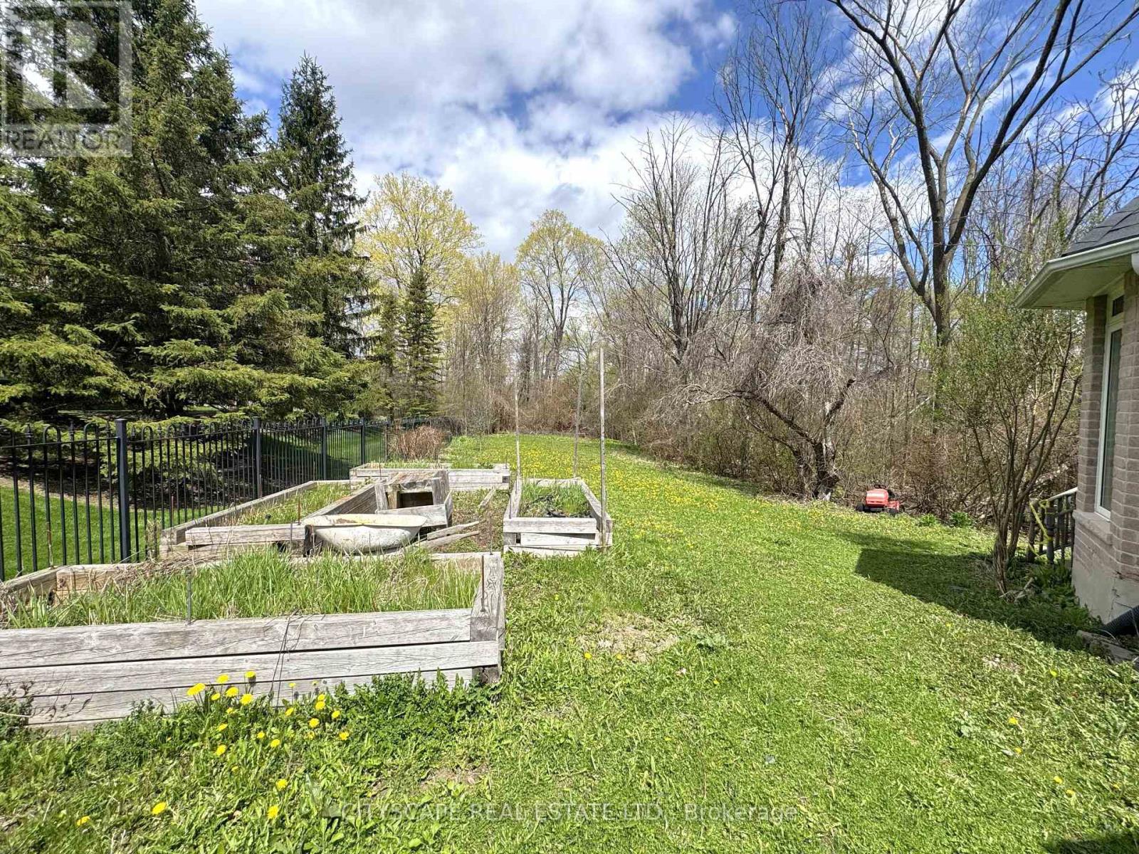369 COVENTRY HILL TRAIL - 50