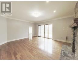 Living room - 369 Coventry Hill Trail, Newmarket, ON L3X2A1 Photo 19