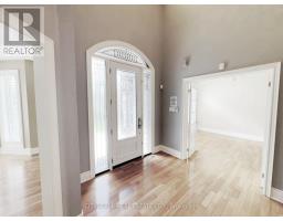 Sitting room - 369 Coventry Hill Trail, Newmarket, ON L3X2A1 Photo 7