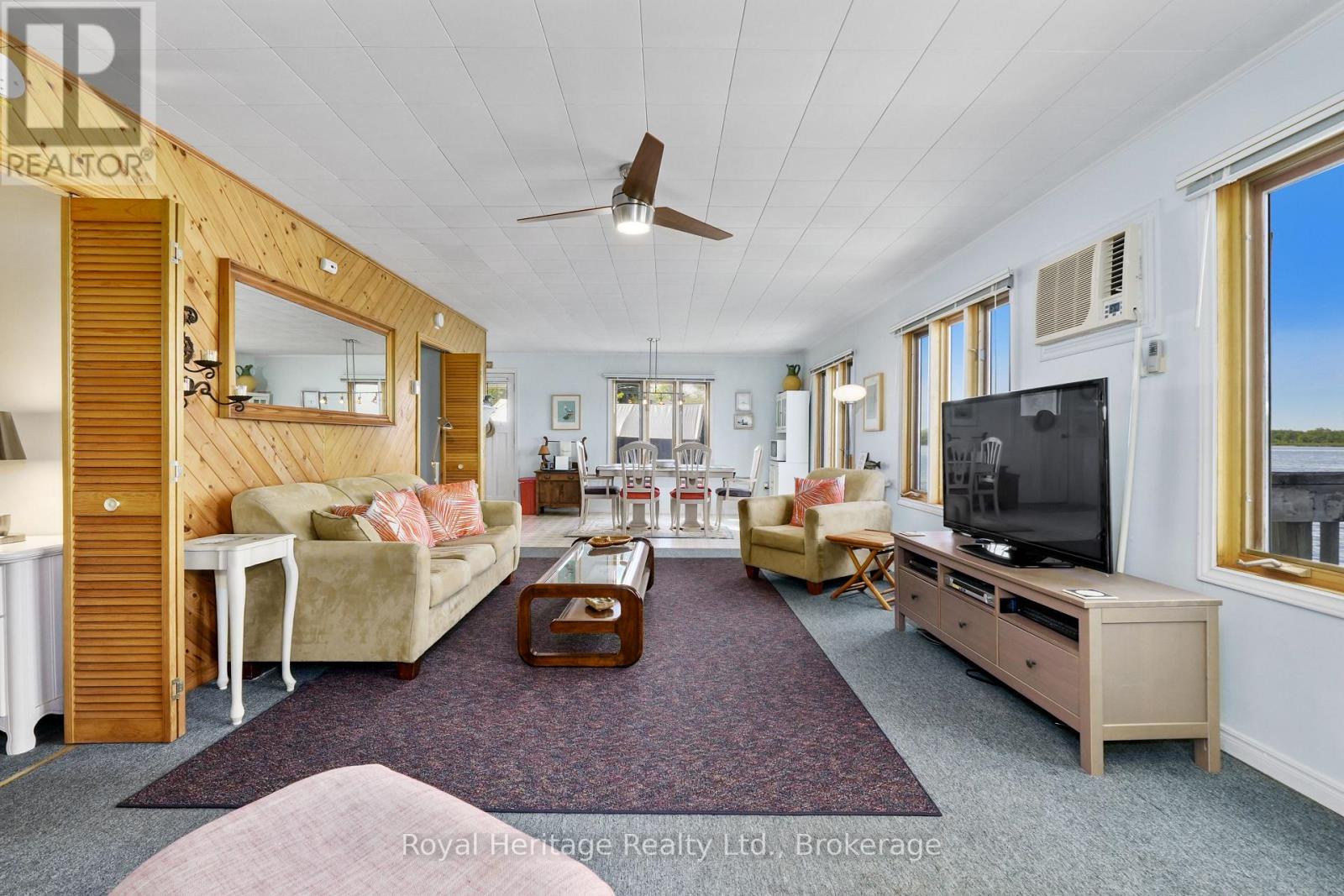 8 BRADLEY BAY ROAD - 25