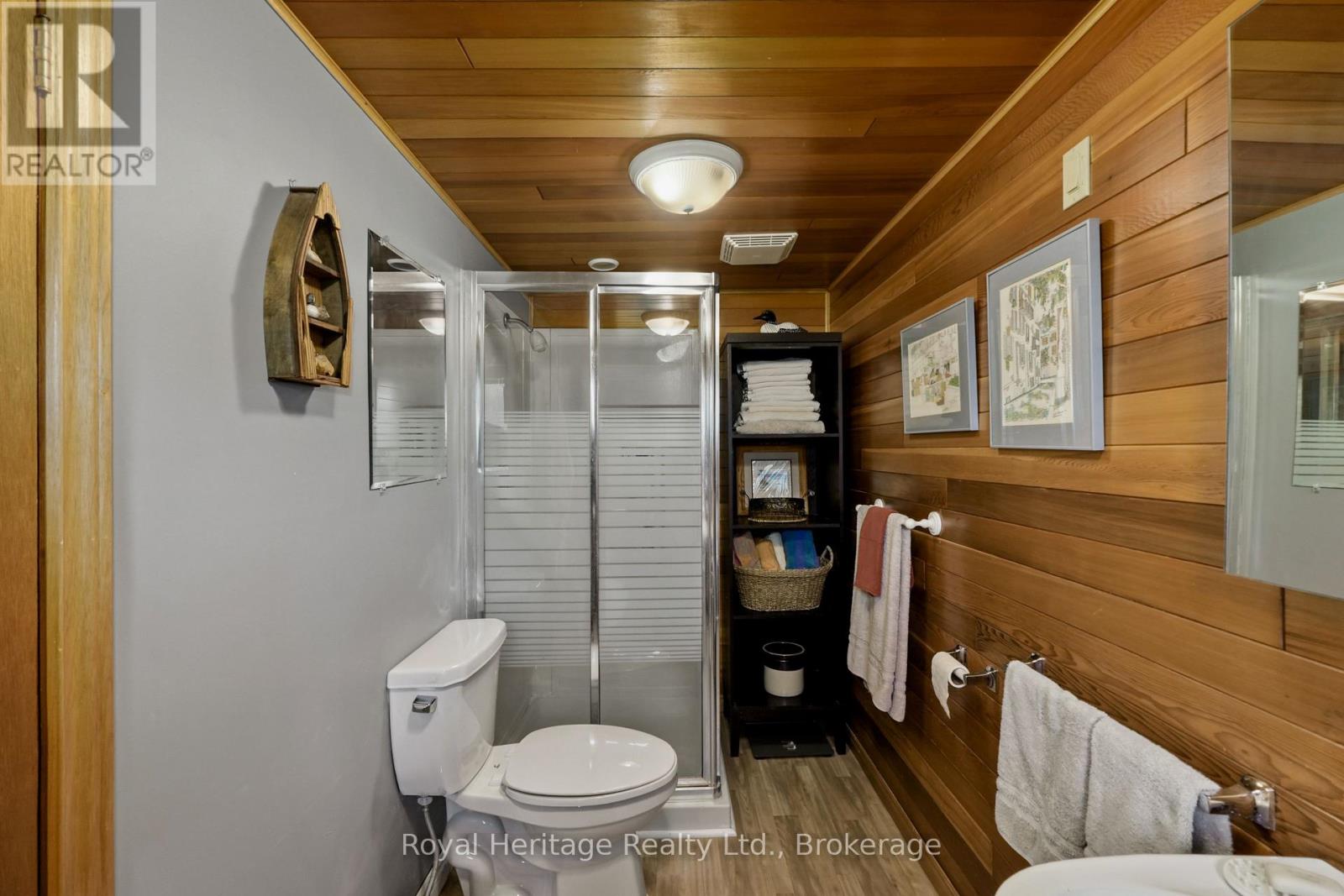 8 BRADLEY BAY ROAD - 19