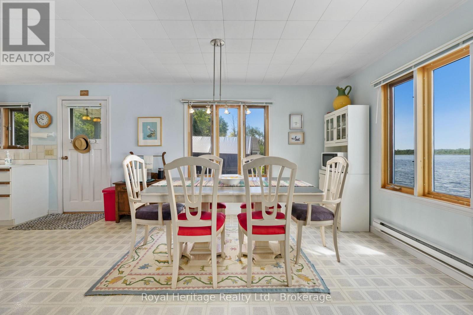 8 BRADLEY BAY ROAD - 23