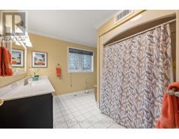 Kitchen - 1766 Hitchcock Drive, South Frontenac, ON K0H1X0 Photo 25
