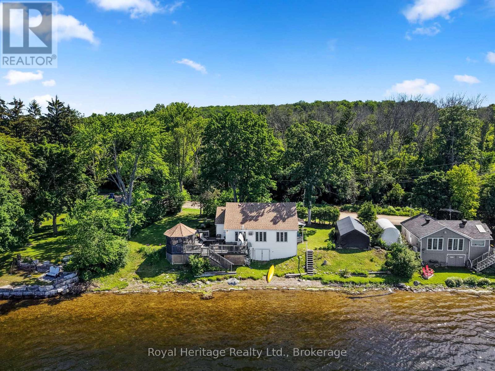 8 BRADLEY BAY ROAD - 36