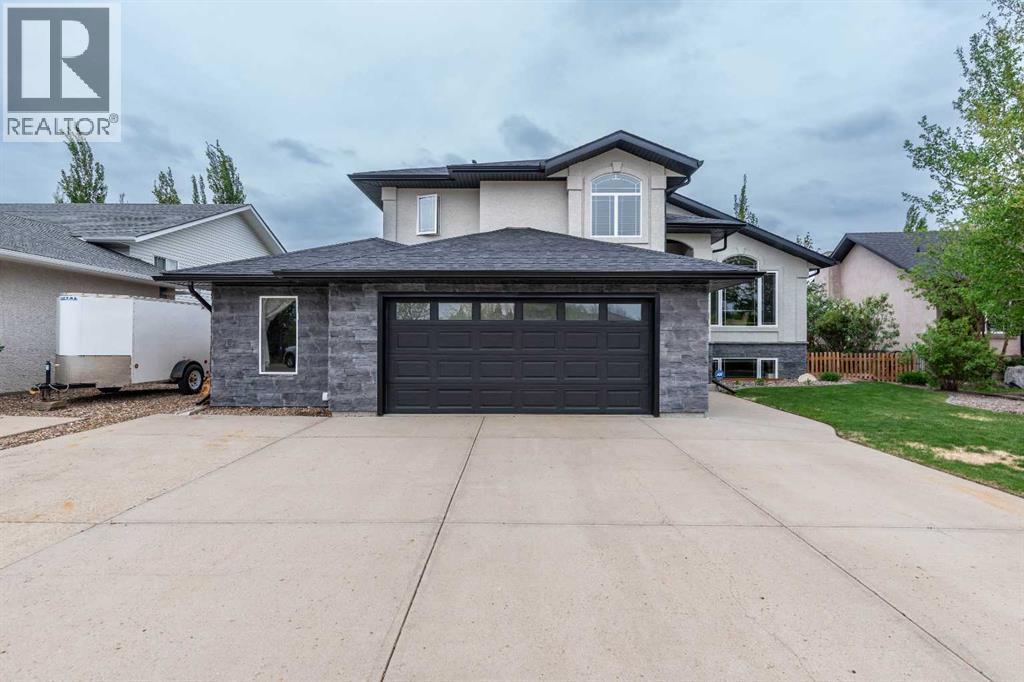 2912 65 Avenue Place, Lloydminster, Alberta, T9V3H5