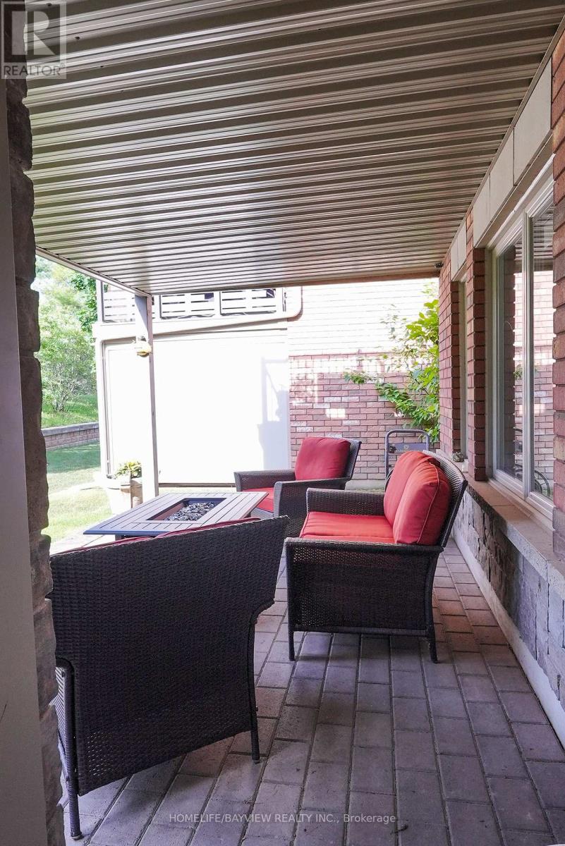 195 RIDGE WAY - 38