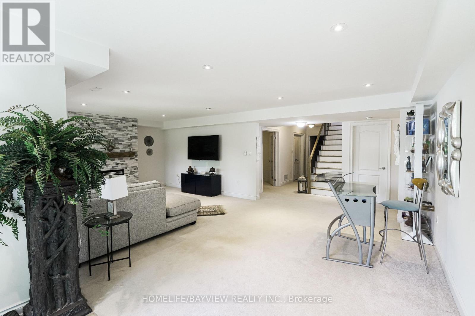 195 RIDGE WAY - 29