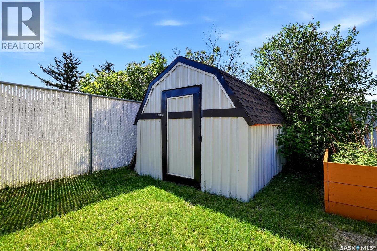 39 Bothwell CRESCENT — photo 48