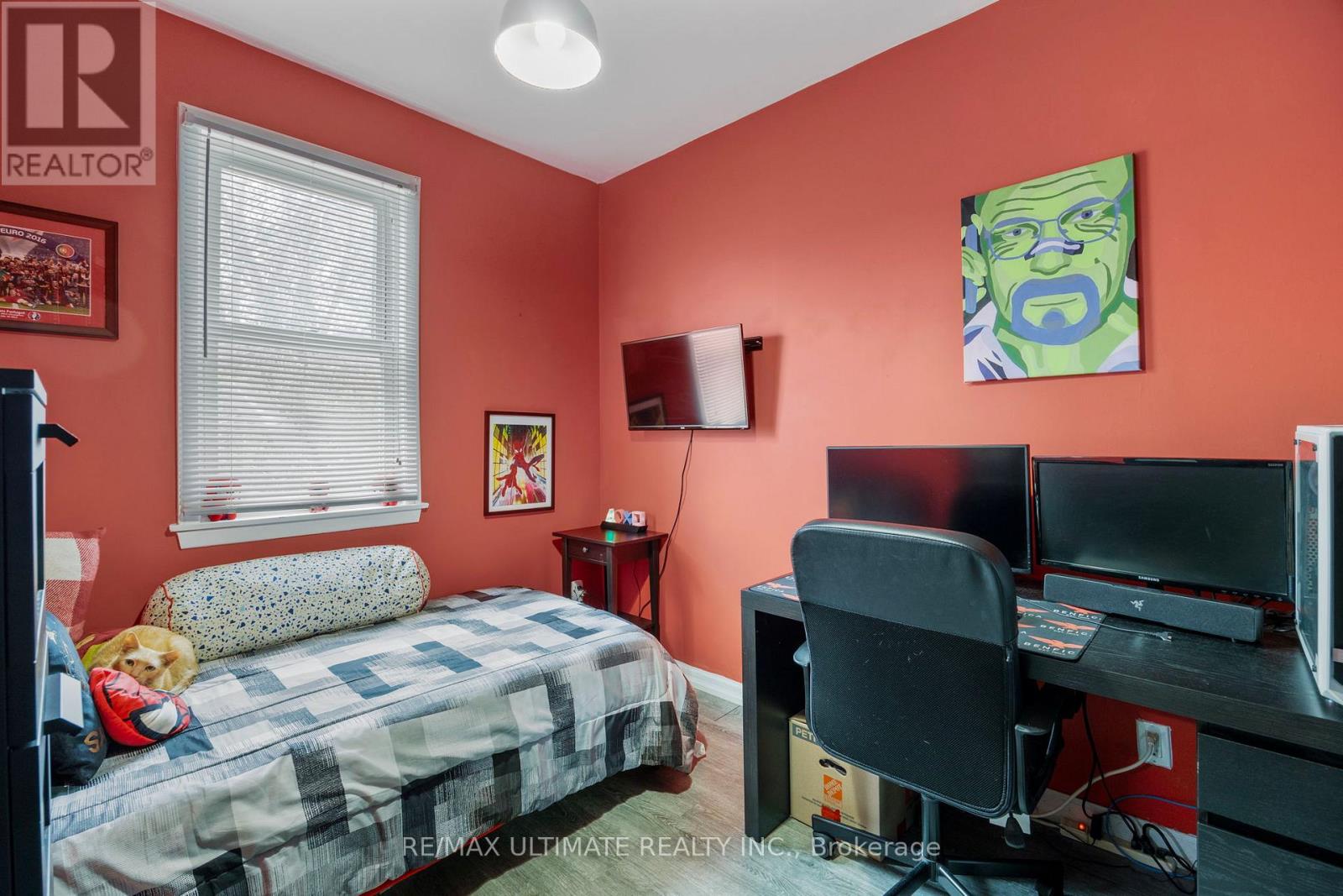 82 BEECHWOOD AVENUE - 12