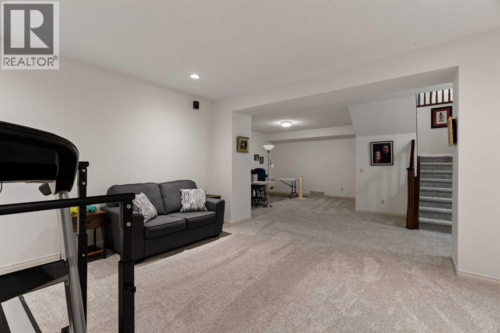 229 Elgin Estates Park SE — photo 33