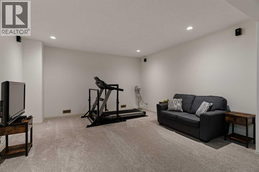 229 Elgin Estates Park SE — photo 32
