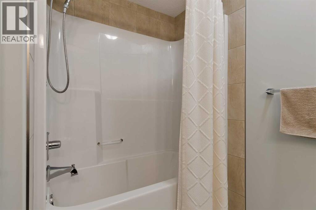 229 Elgin Estates Park SE — photo 37