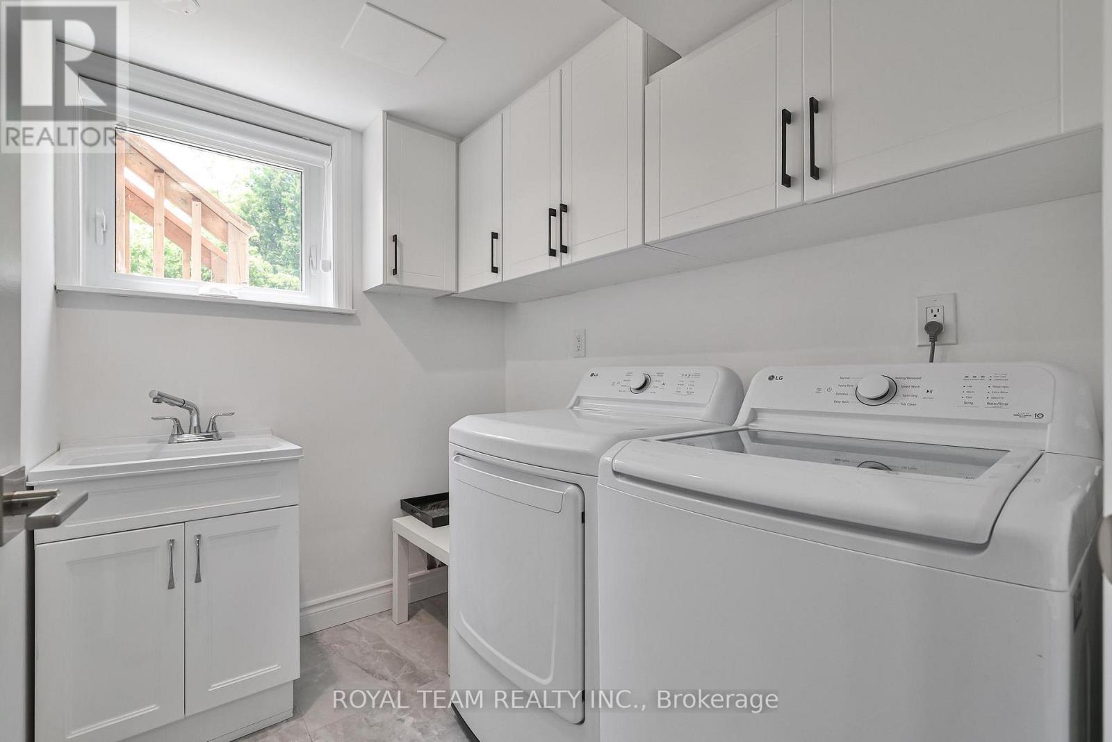 6 CRIOLINE ROAD - 30