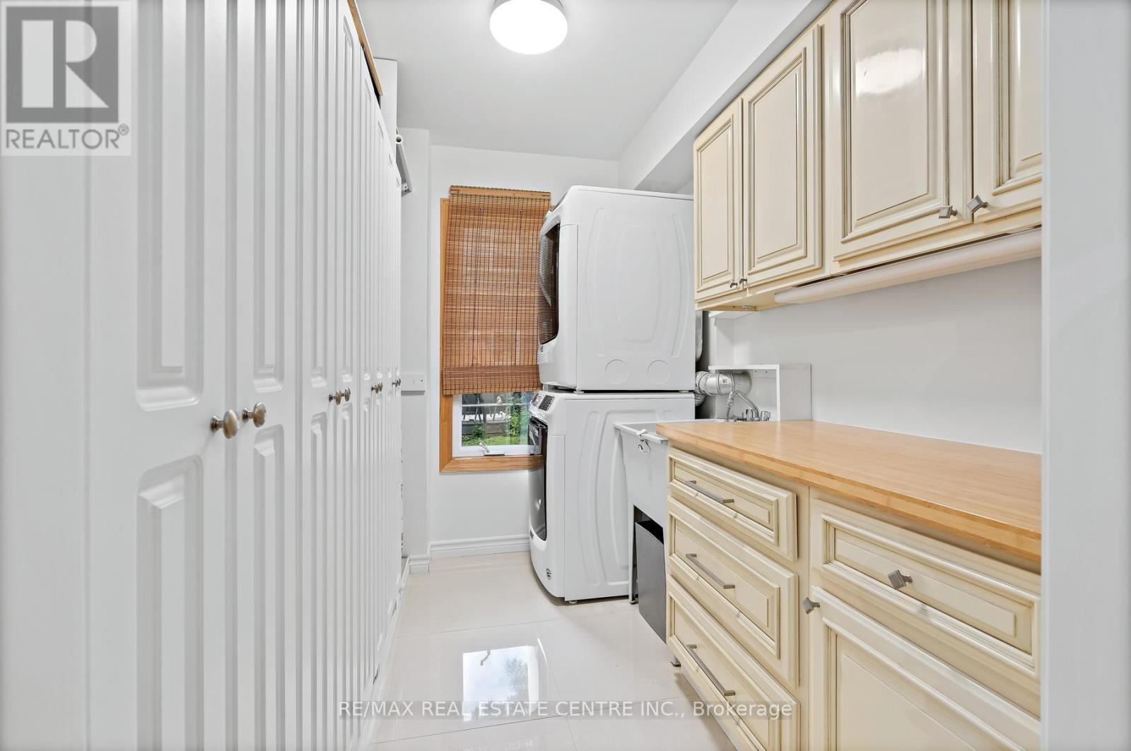 19 OLD PAVILLION ROAD - 11