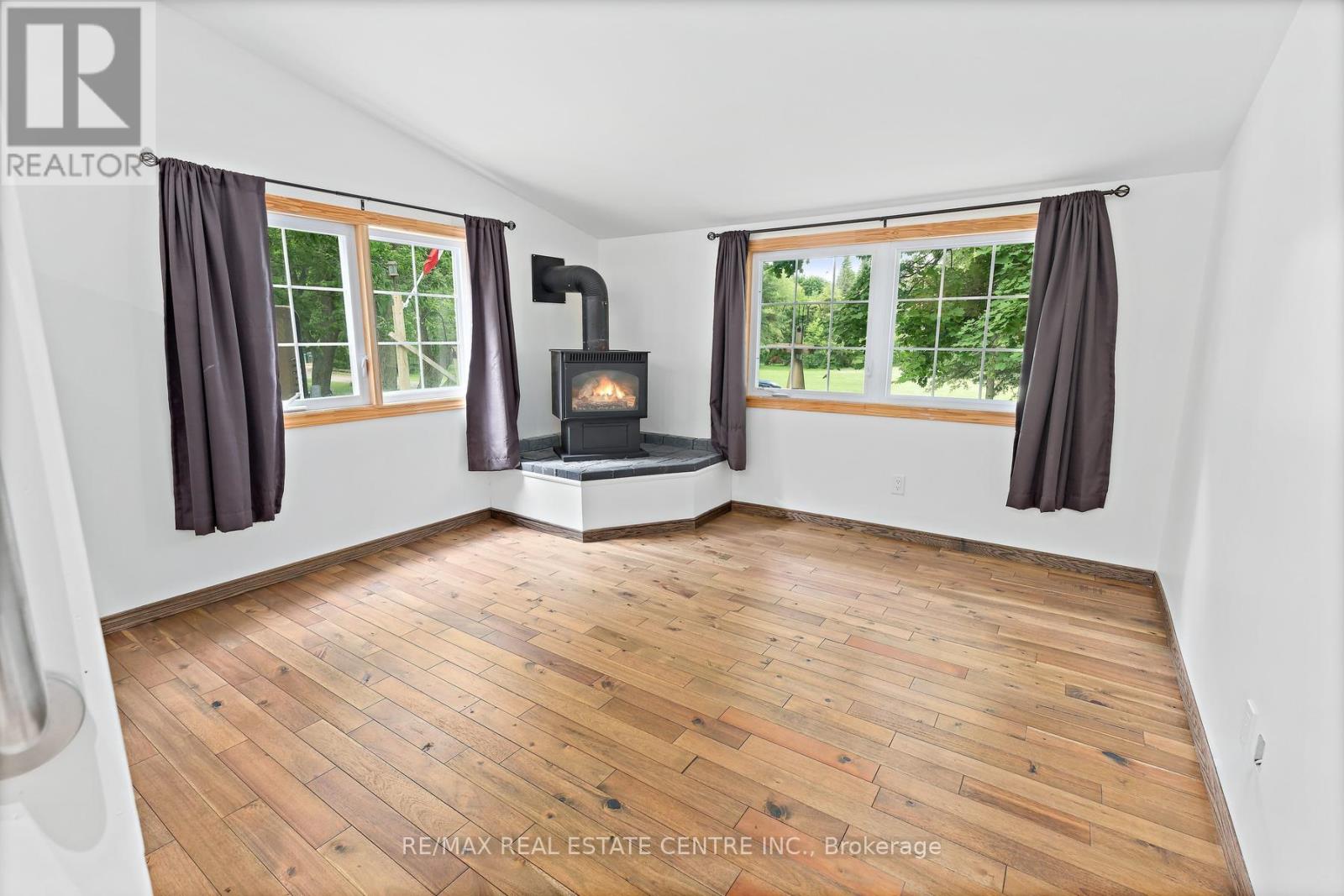 19 OLD PAVILLION ROAD - 13