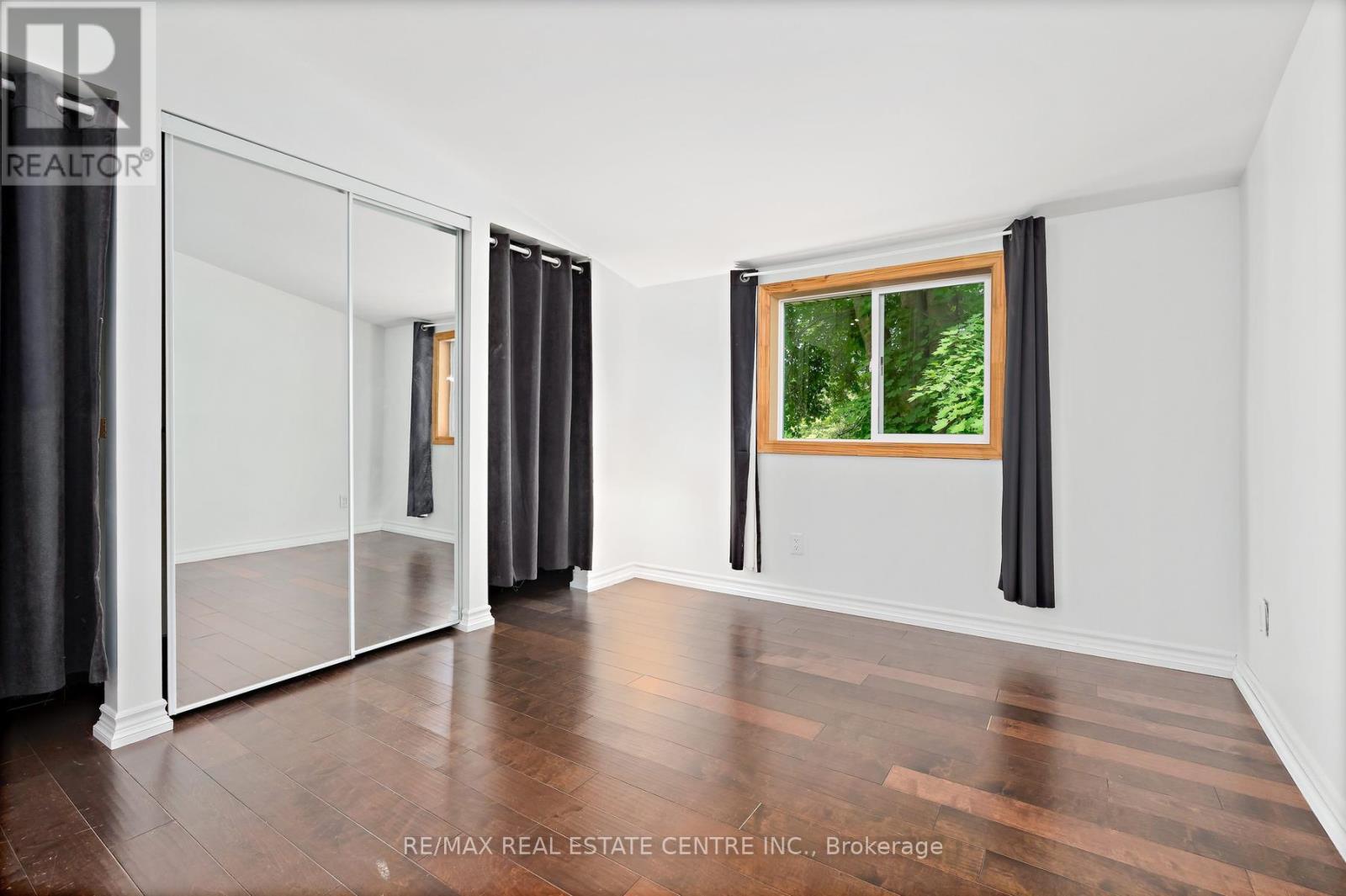 19 OLD PAVILLION ROAD - 18