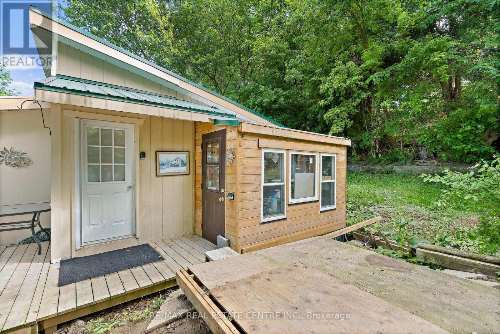 19 OLD PAVILLION ROAD - 21