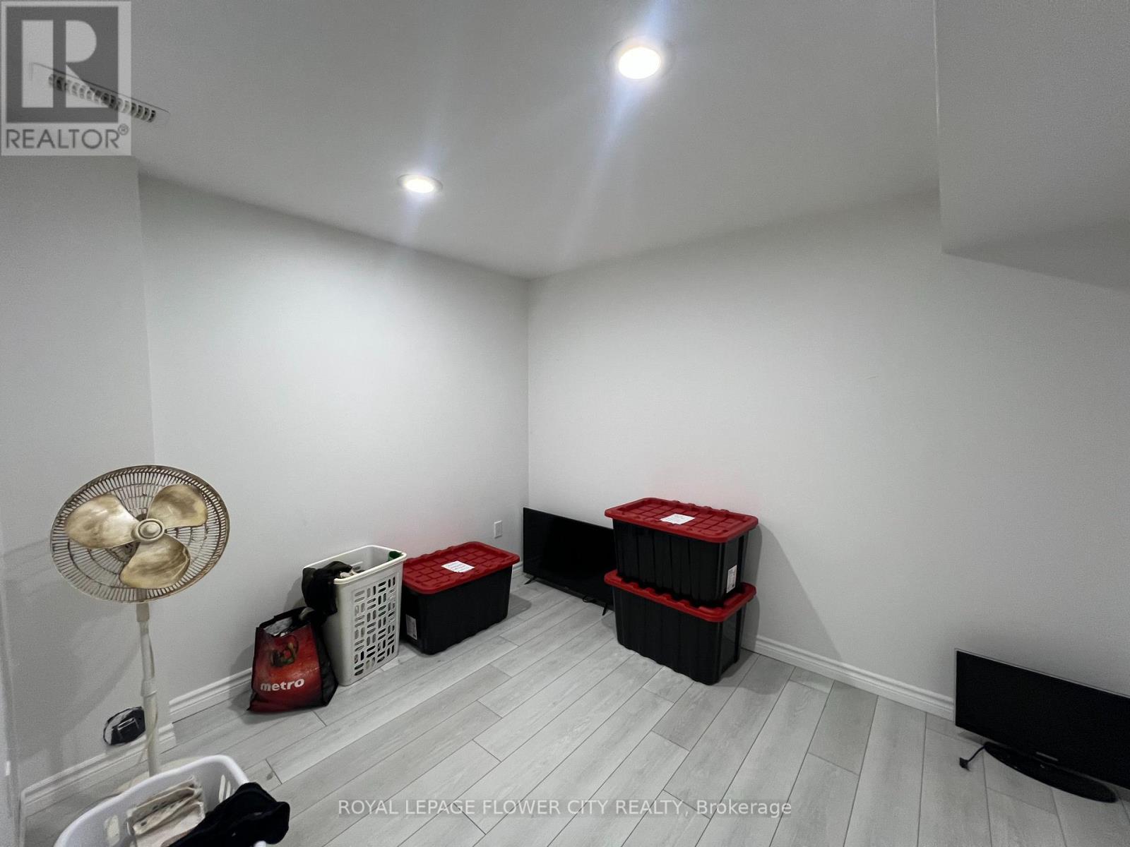 6 TARRISON STREET - 16