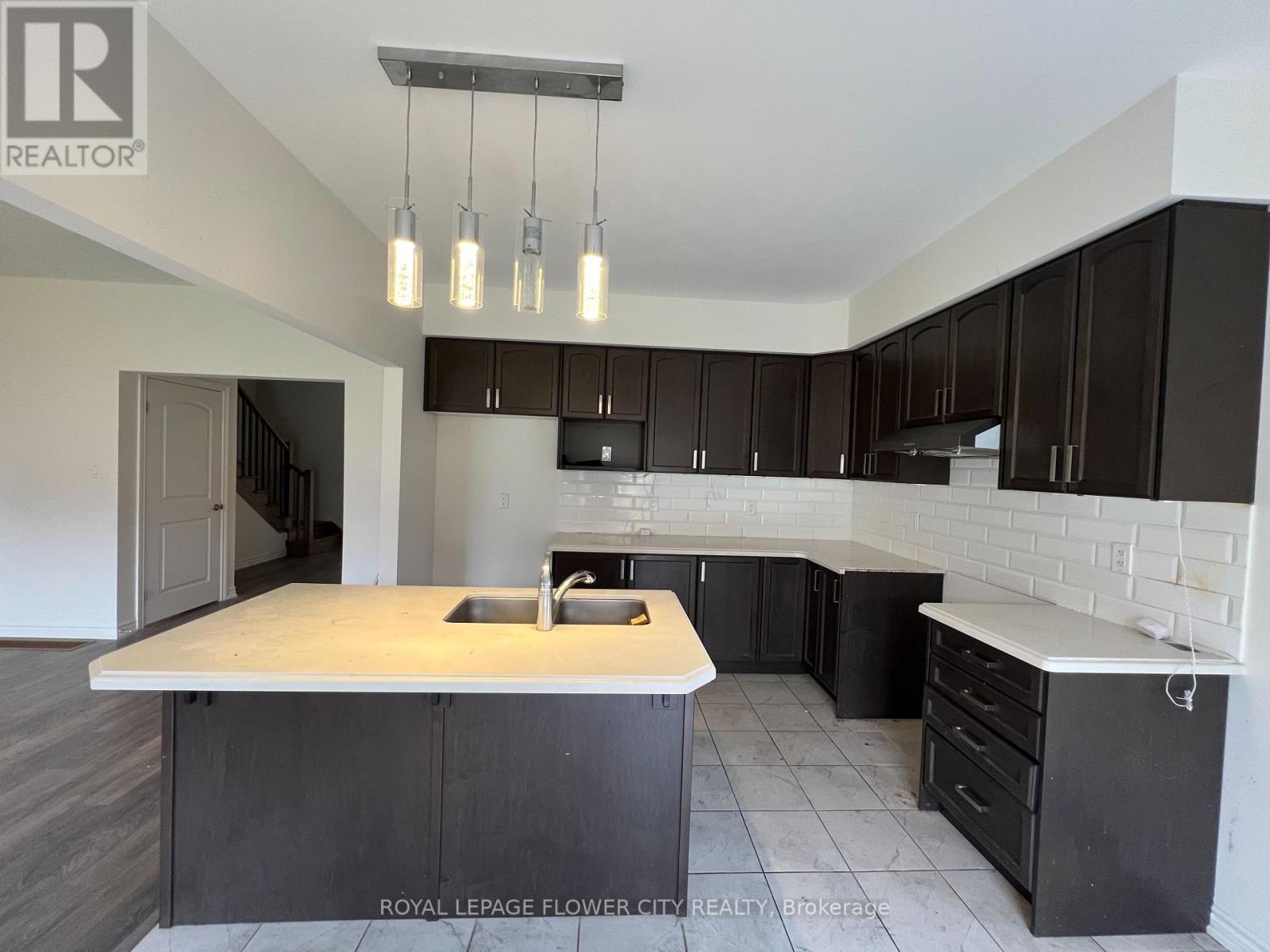 6 TARRISON STREET - 3