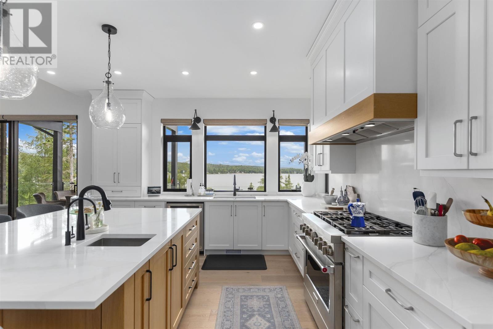 149 MICKELSON DR - 12
