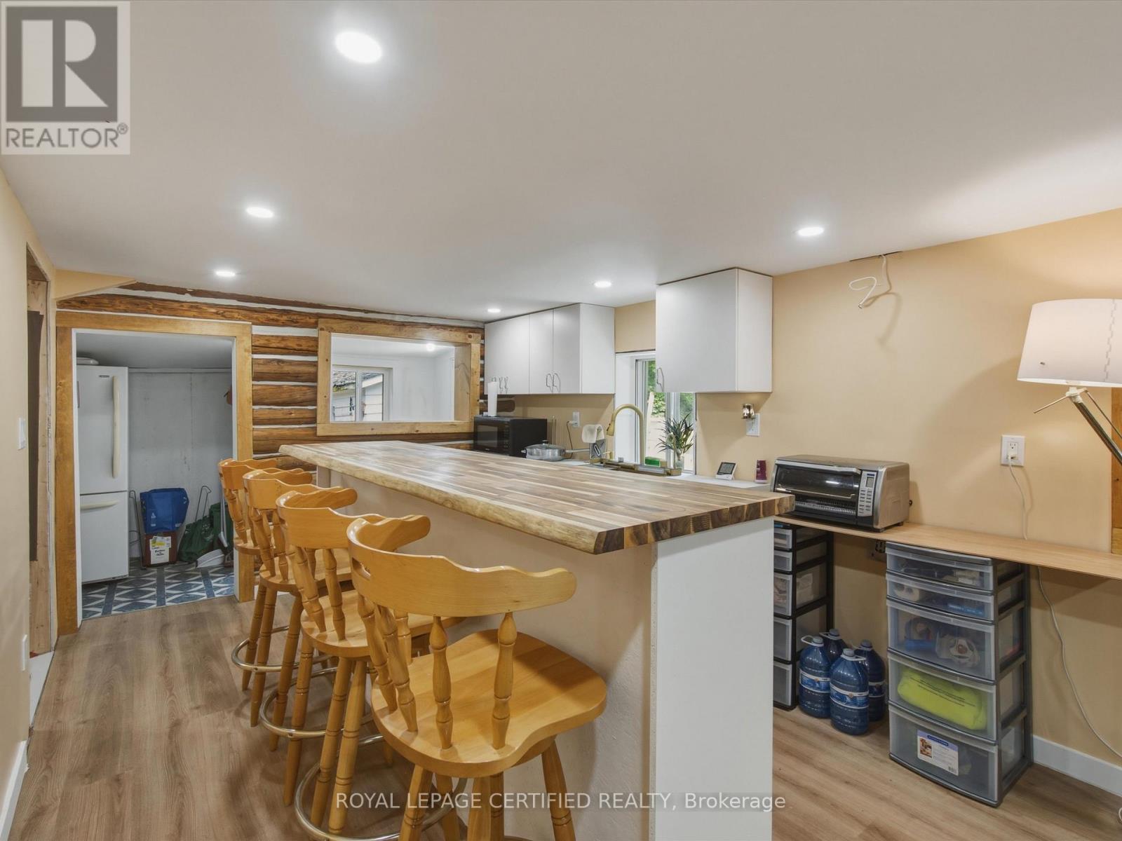 240 BRITANNIA ROAD - 13