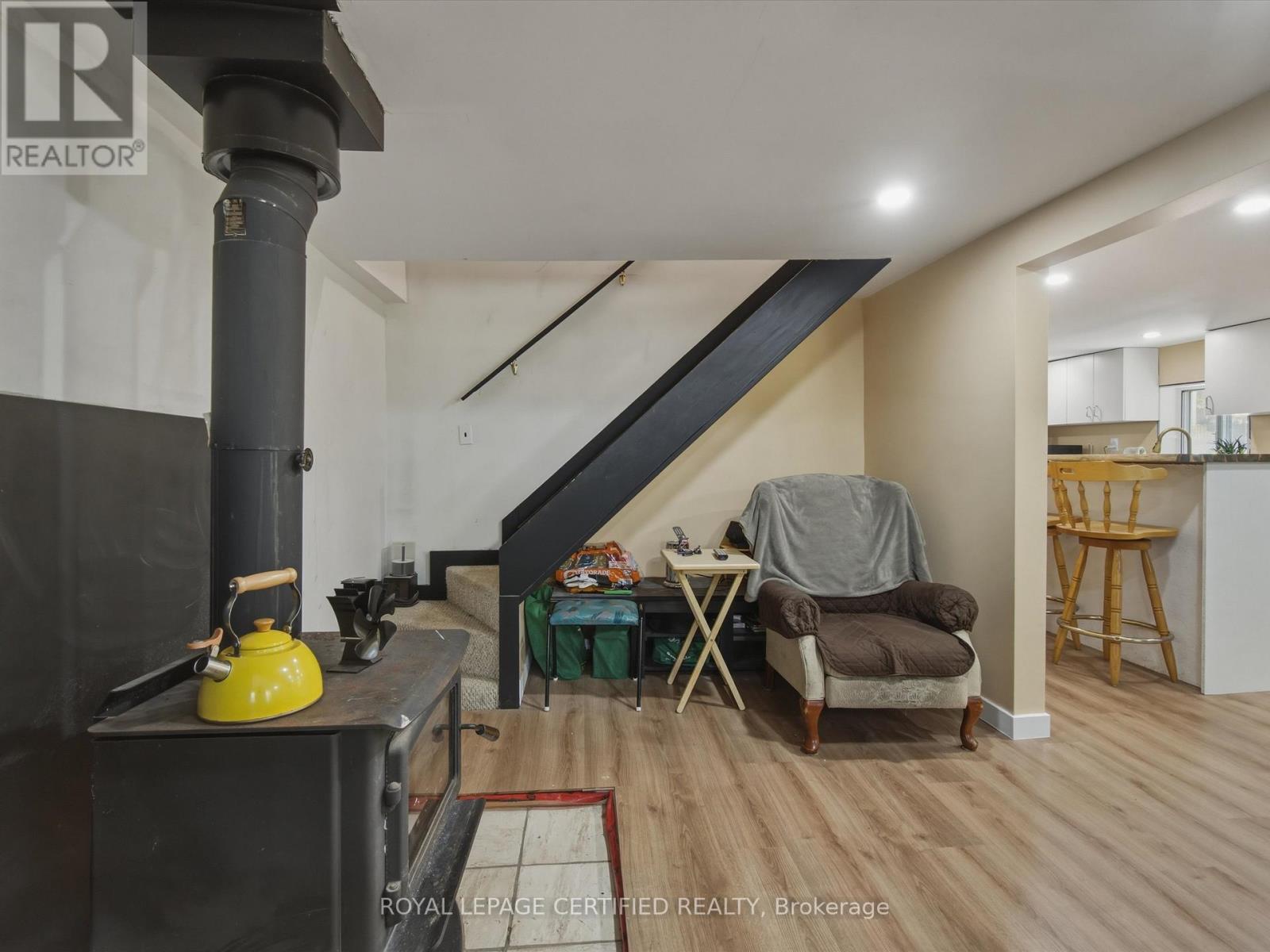 240 BRITANNIA ROAD - 22