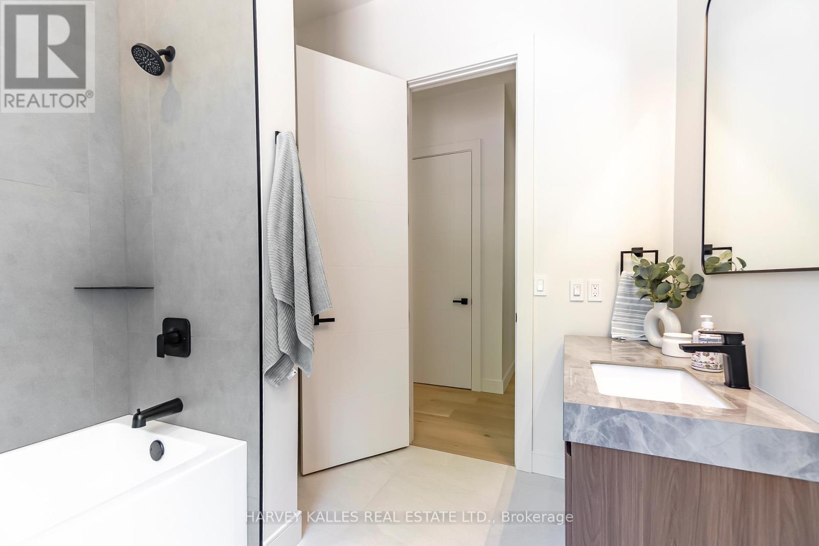 114 ROCKHAVEN ROAD - 34