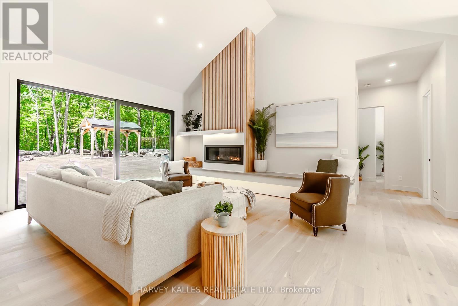 114 ROCKHAVEN ROAD - 5