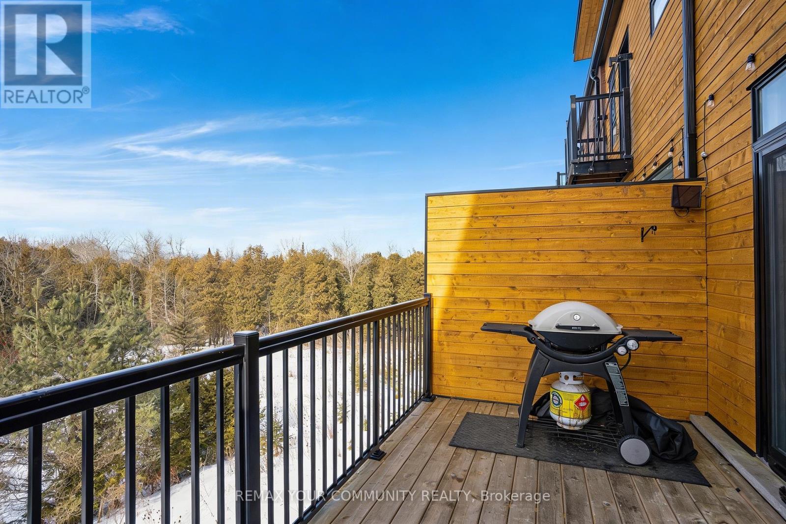 #63 60 ARKELL ROAD - 11