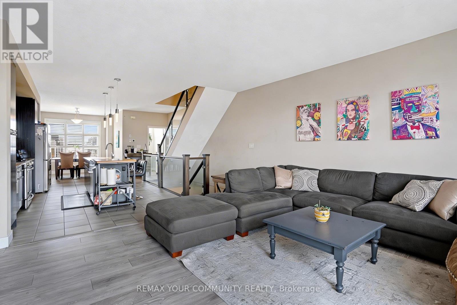 #63 60 ARKELL ROAD - 14