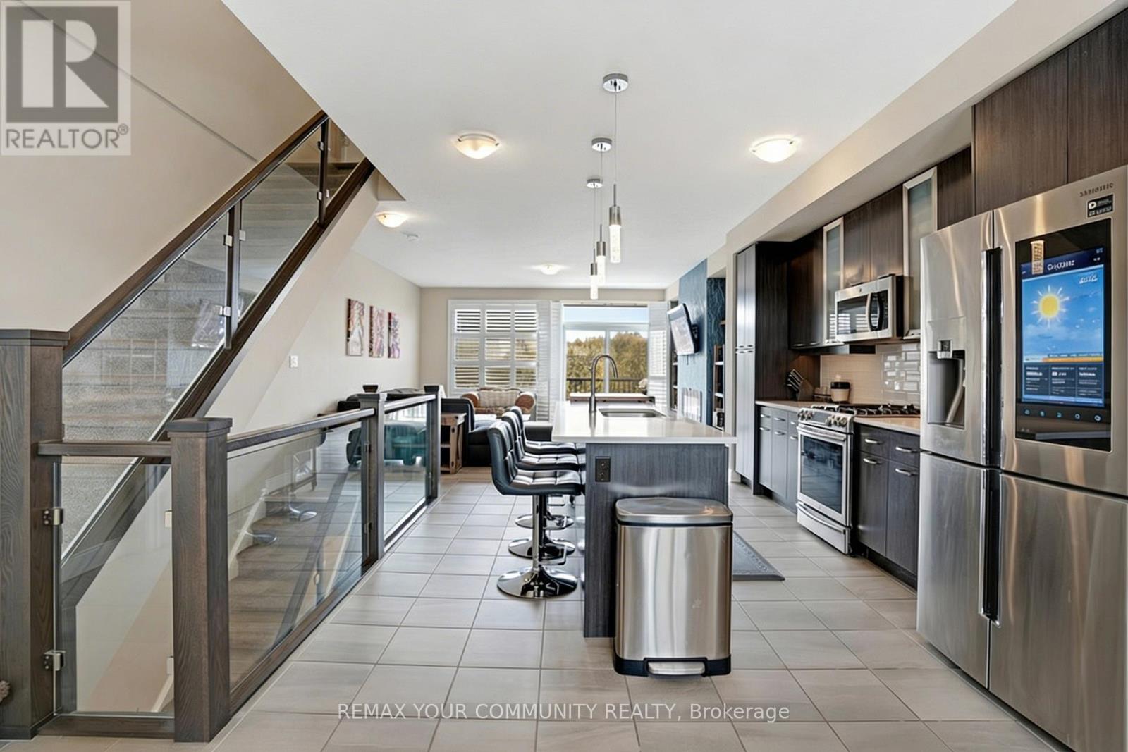 #63 60 ARKELL ROAD - 18