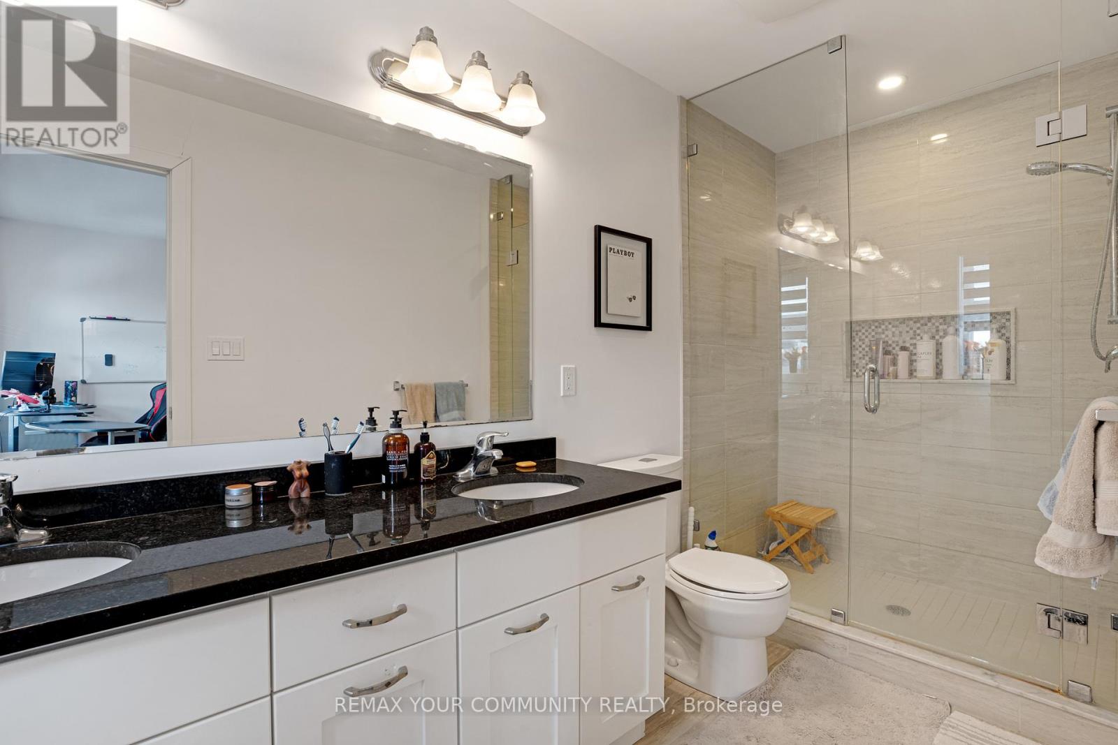 #63 60 ARKELL ROAD - 26