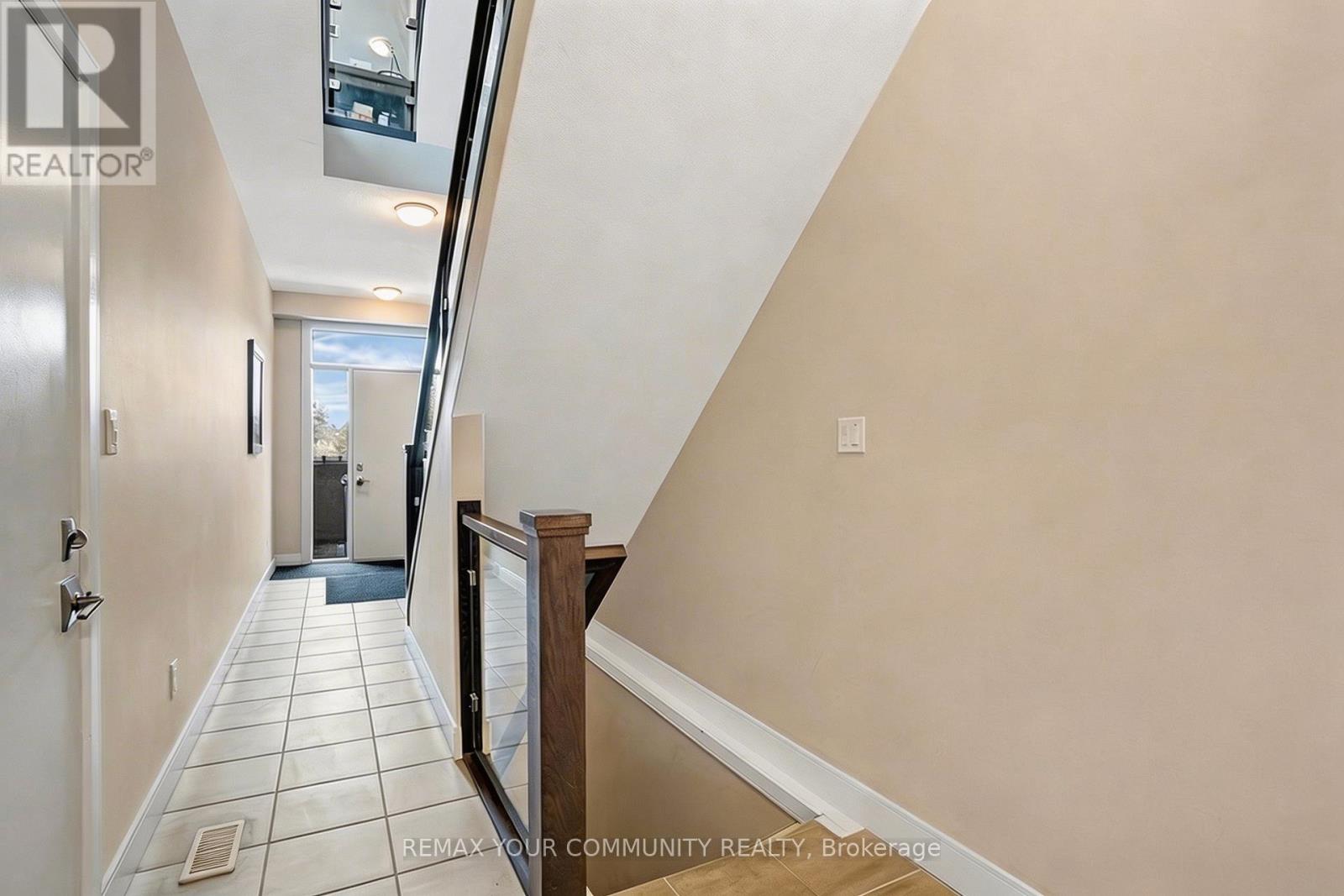 #63 60 ARKELL ROAD - 3