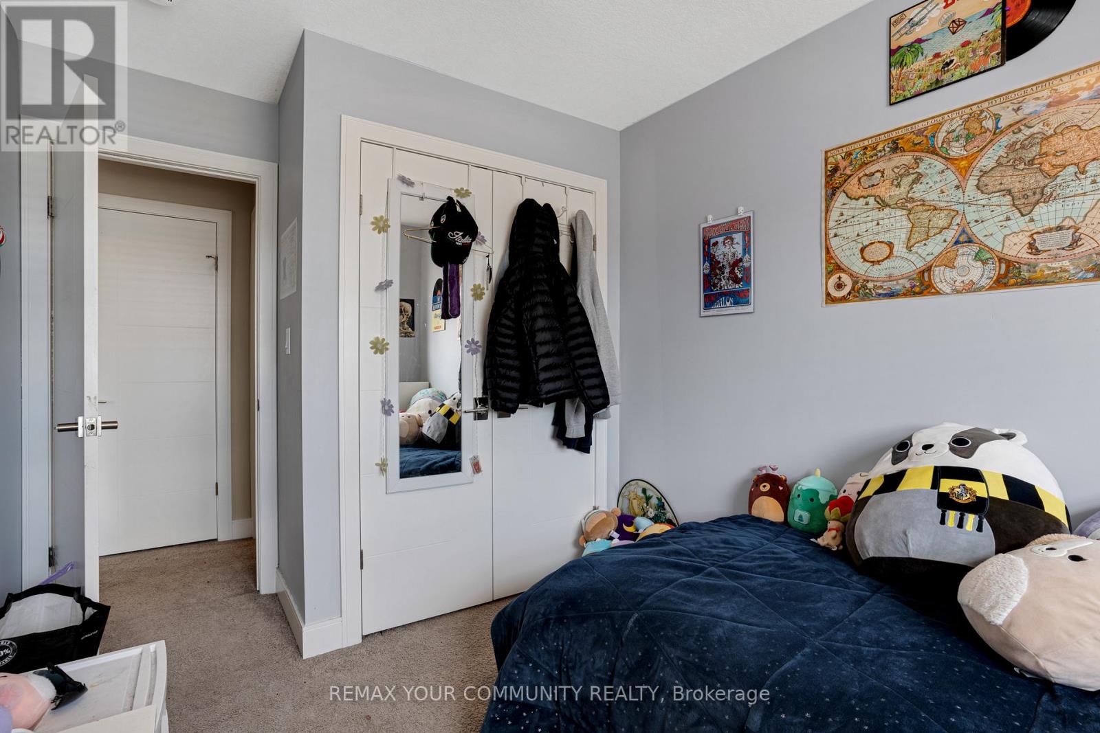 #63 60 ARKELL ROAD - 32