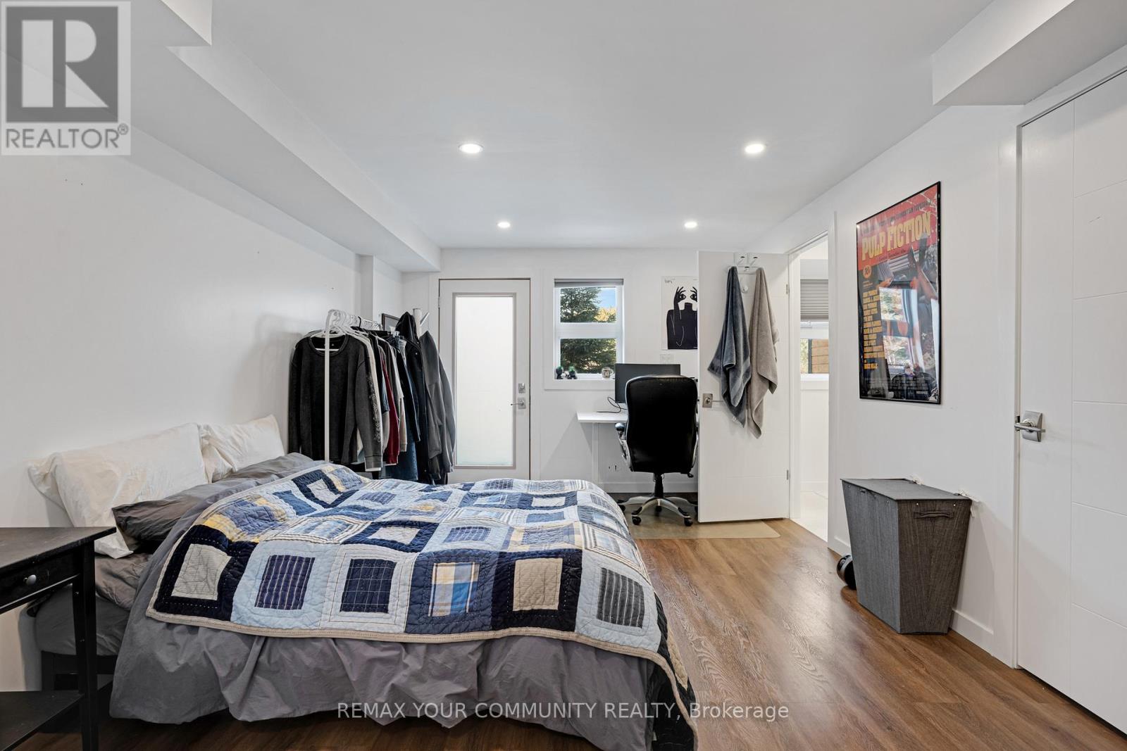 #63 60 ARKELL ROAD - 33