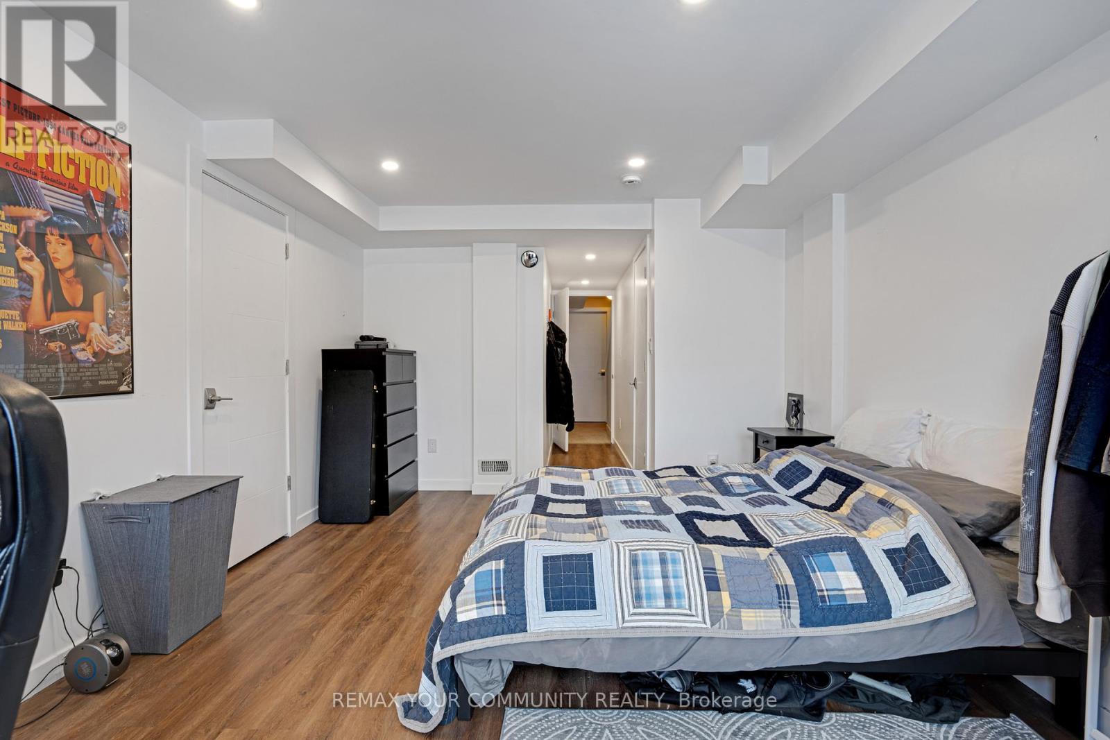 #63 60 ARKELL ROAD - 34