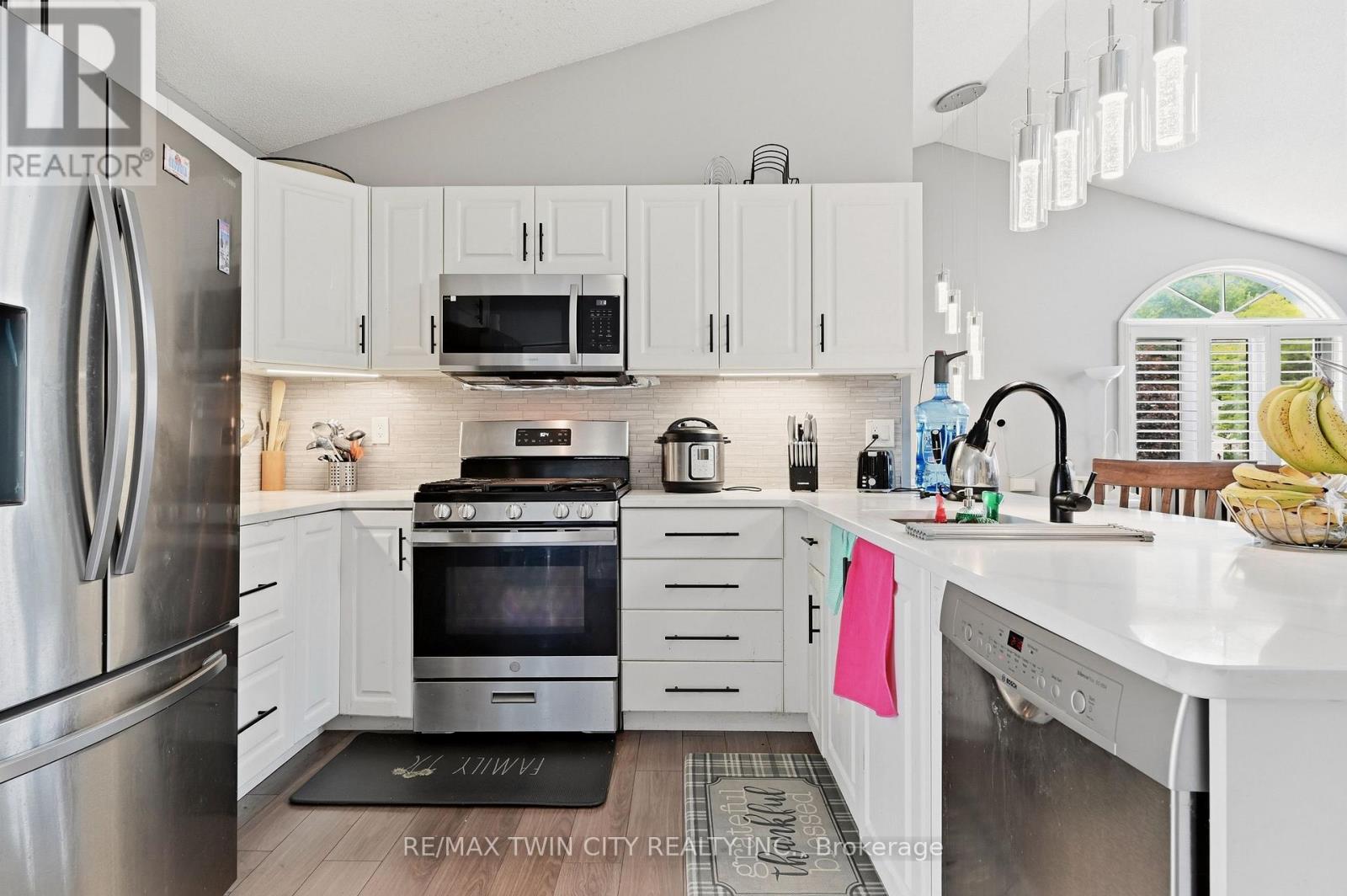 59 MORGAN DRIVE - 12