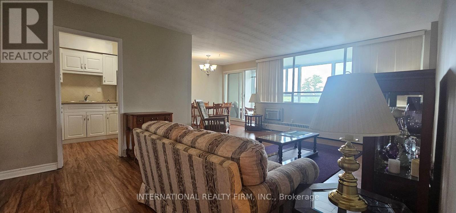 #401 24 MIDLAND DRIVE - 11