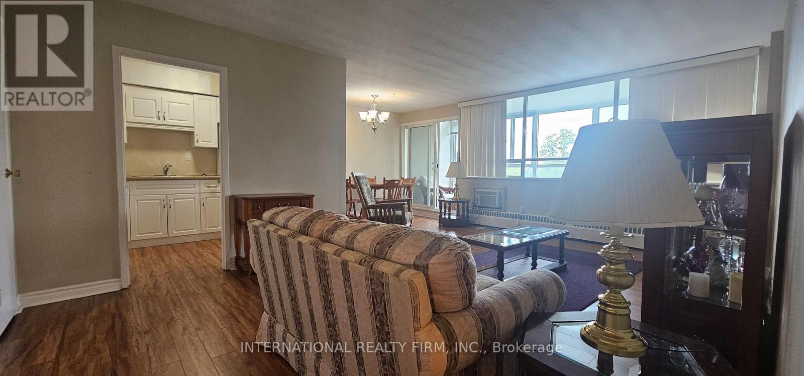 #401 24 MIDLAND DRIVE - 13