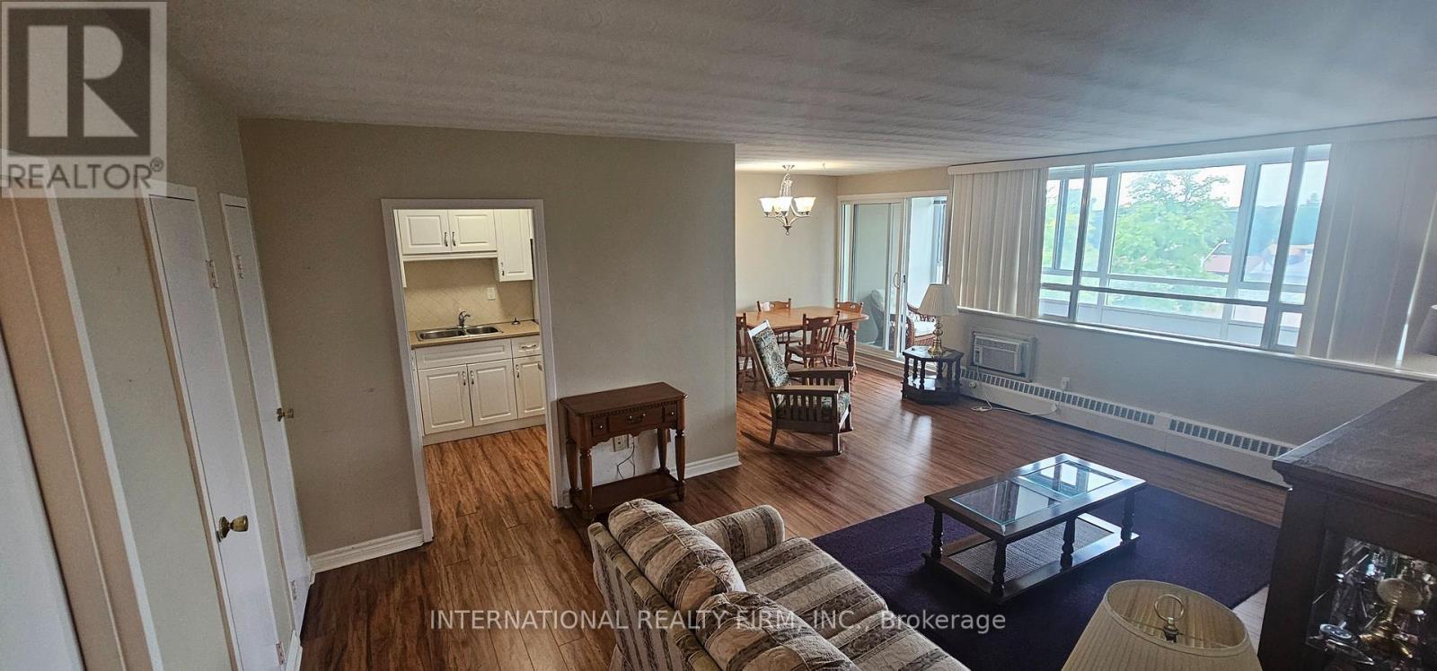 #401 24 MIDLAND DRIVE - 14