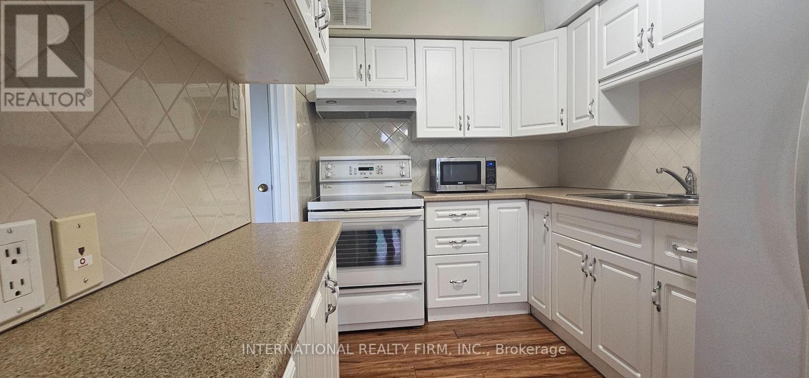 #401 24 MIDLAND DRIVE - 16
