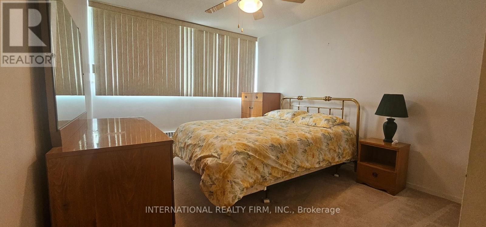 #401 24 MIDLAND DRIVE - 19