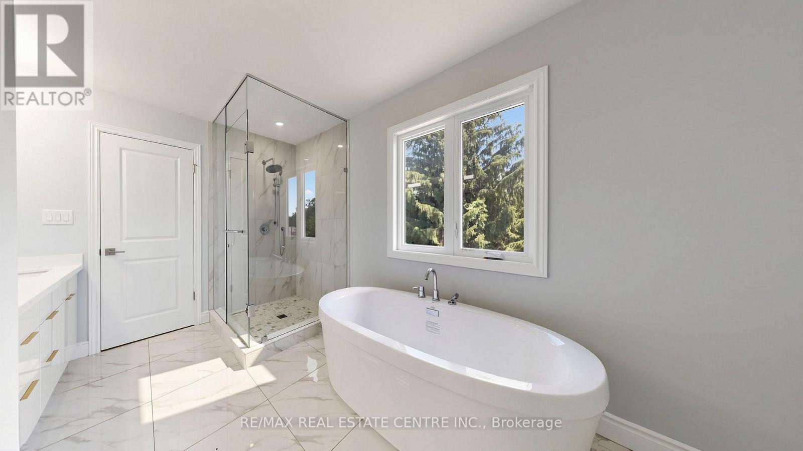 149 BALLANTYNE AVENUE - 17